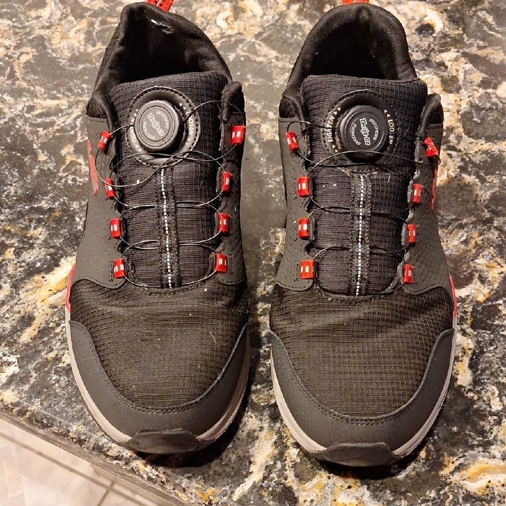 Mens Skechers Twist-fit Sneakers Size 12